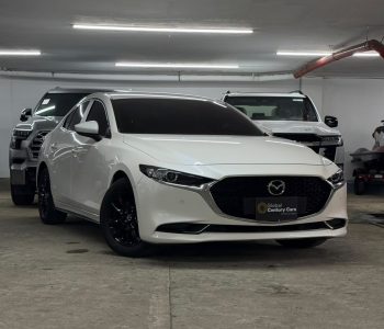 mazda 3 ....
